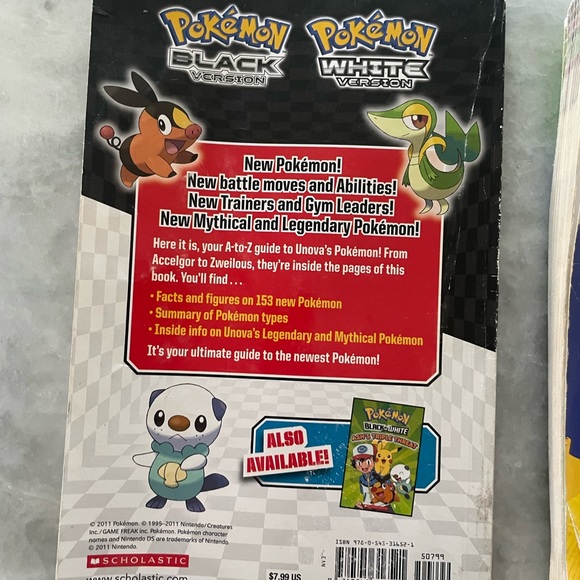 POKEMON SCHOLASTIC HANDBOOK Bundle of 2 - Picture 5 of 8